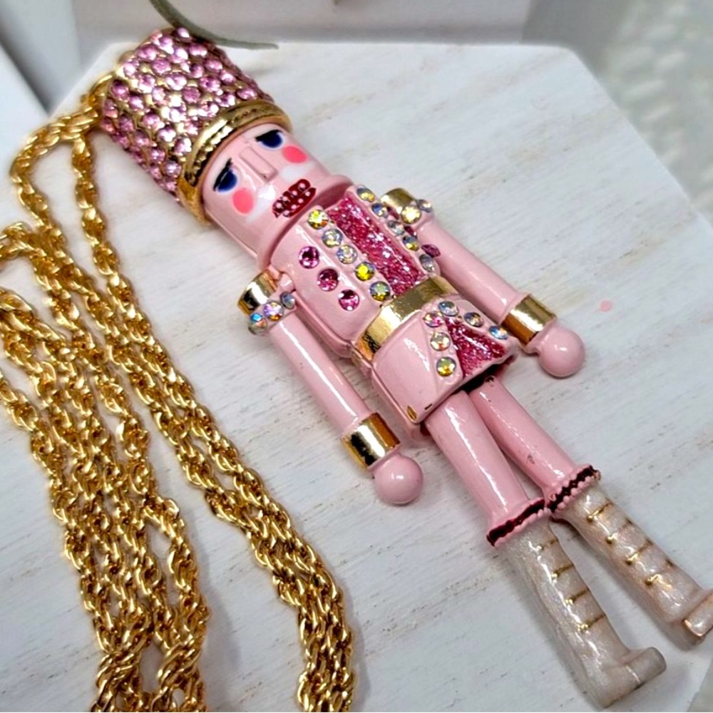 New Betsey Johnson Nutcracker Pendant Long Necklace - Picture 11 of 13